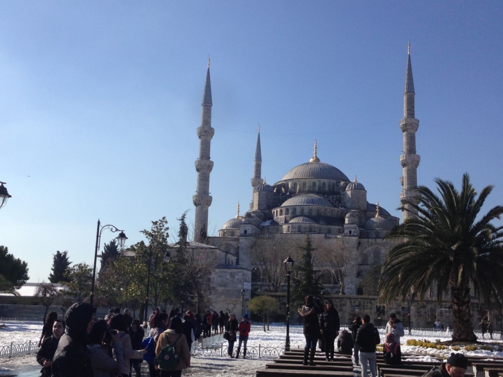 近年因土耳其團費相對於歐洲鄰近國家較便宜，成為國人熱門景點之一。圖為伊斯坦堡藍色清真寺。（讀者提供）
