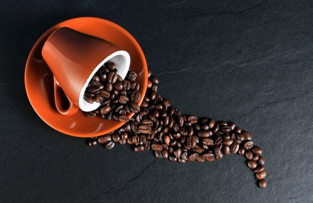常喝咖啡治頭痛，小心咖啡因依賴症候群。（翻攝自pixabay）