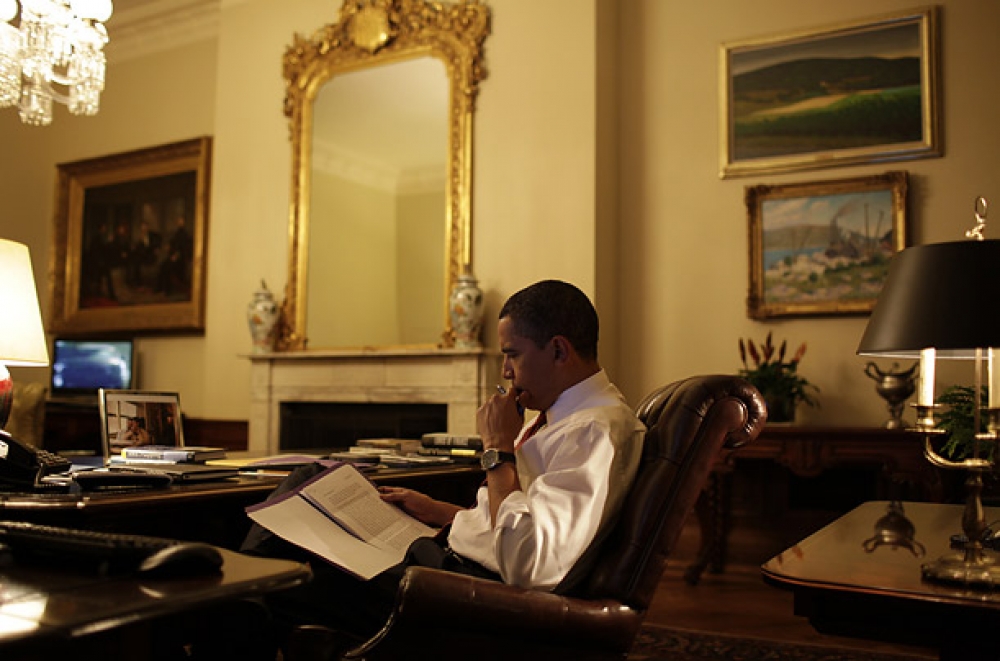 歐巴馬在白宮的時候，每晚6時30分和妻女共進晚餐，然後便躲進條約廳度過自己的獨處時光。  翻攝自discussionist網站