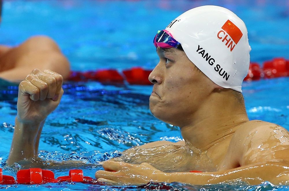 澳洲的游泳選手賀頓指稱中國游泳選手孫楊（圖中選手）是「嗑藥騙子」，隨即遭匿名群氓的網絡攻擊，要求賀頓向中國道歉。（路透）