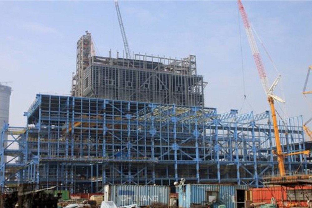 大林電廠2015年9月發生坍塌，23日台電提出環差變更，遭環評委員會決議退回。（翻攝自台灣電力公司）