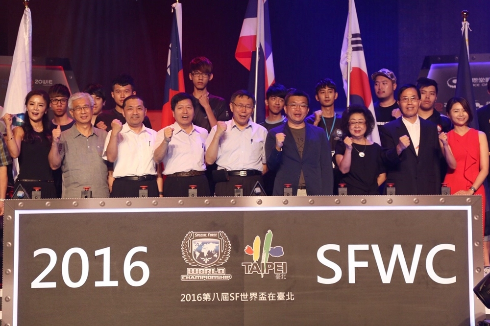 第八屆 SF世界盃電競大賽首度在台北開打，台北市長柯文哲到場力挺。（攝影：陳駿碩）
