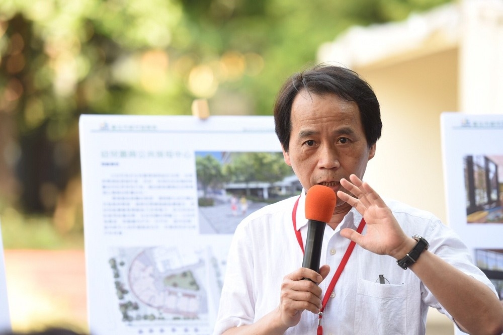 30日副市長林欽榮宣布公共住宅招標案起跑，都發局被批「罔顧民意、無視當地需求」。（攝影：李昆翰）