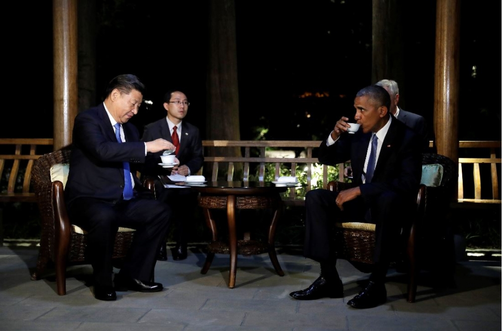 在G20前夕，美國總統歐巴馬（右）與中國國家主席習近平（左）於杭州會晤。（湯森路透）