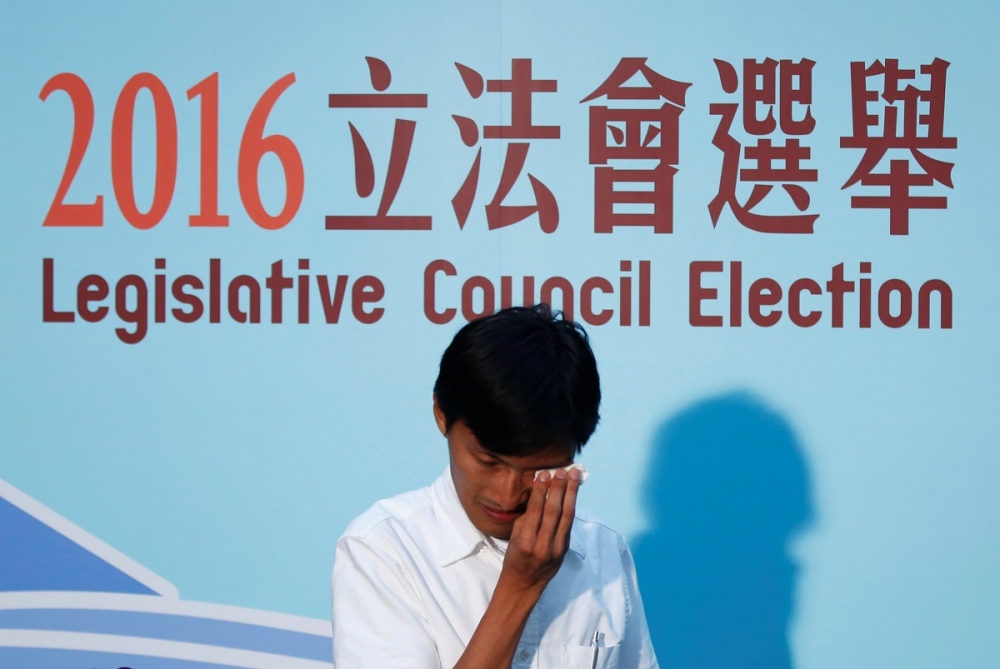 支持香港民主自決的朱凱廸贏得香港立法會席次（湯森路透）