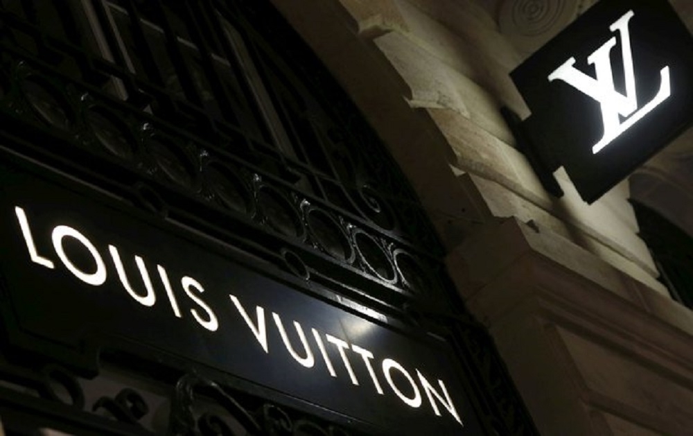 路易威登是法國高檔時裝品牌。（湯森路透）