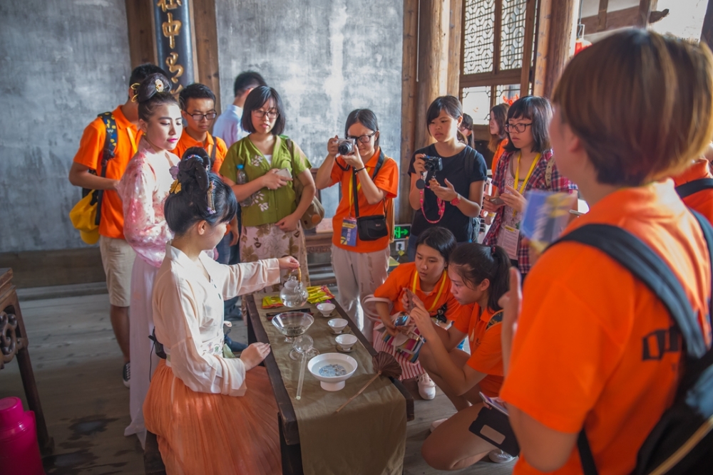 近年來，兩岸民間團體多次舉辦青年交流活動，而台灣青年赴中國交流的活動也漸漸頻繁。圖為台灣青年到中國進行交流參訪活動。（民眾提供）