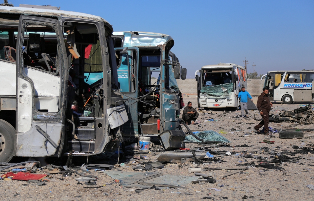 6日伊拉克提克里特遭IS自殺炸彈攻擊。（湯森路透）