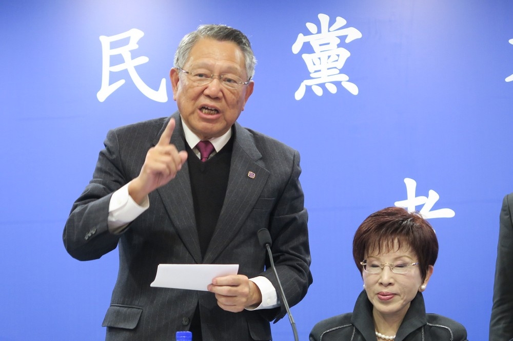 國民黨首席副主席詹啟賢在中常會後表示，未來全國黨工人數將從目前743人，大幅裁減到310人，一下少了433人。（攝影：楊毅）