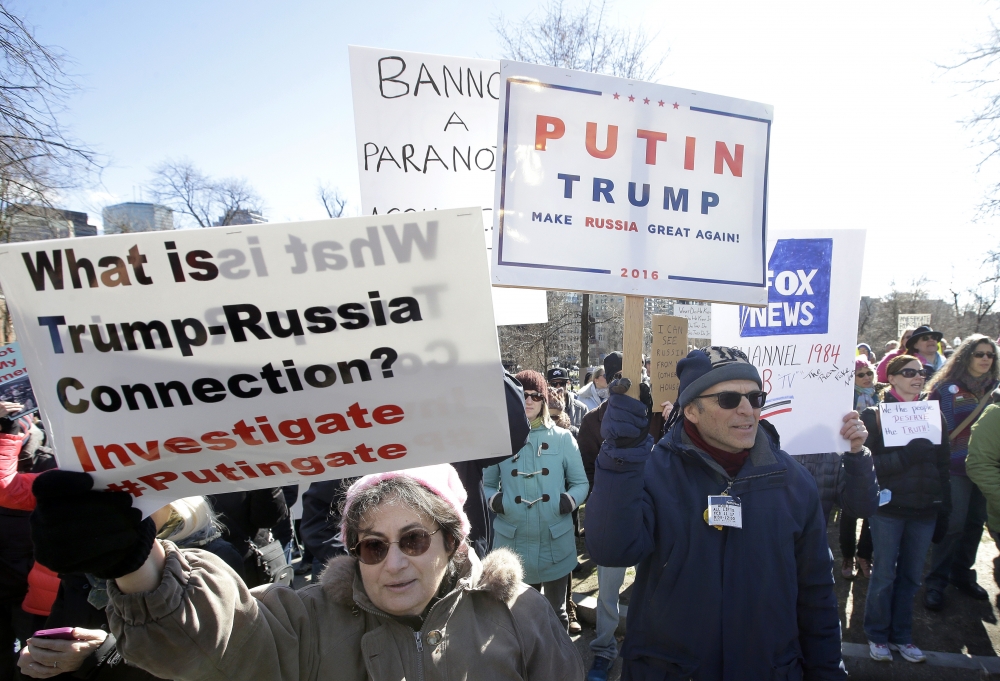 2月於波士頓要求對俄國介入美國總統大選控訴進行調查的抗議民眾。（美聯社）