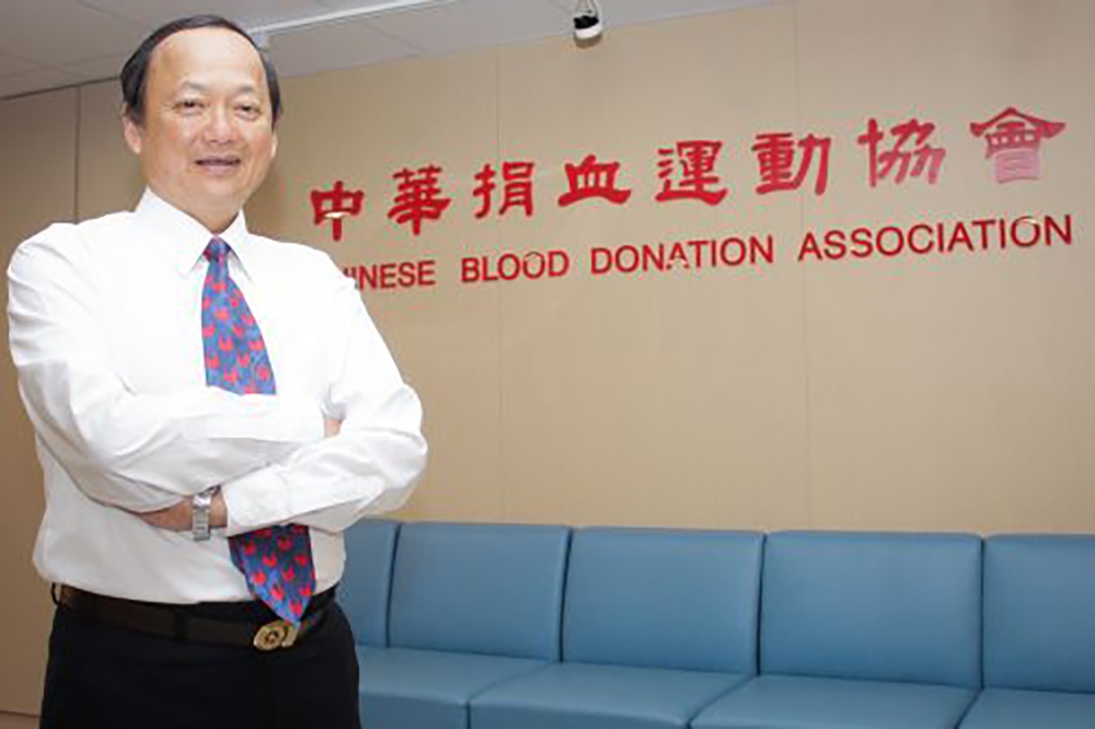 辭去「血液基金會董事長」職務的葉金川，現在是「中華捐血運動協會」的理事長，是無給職的「虛位」，沒有任何志工與資源，是稱謂好聽但無關緊要的存在。（攝影：李隆揆）