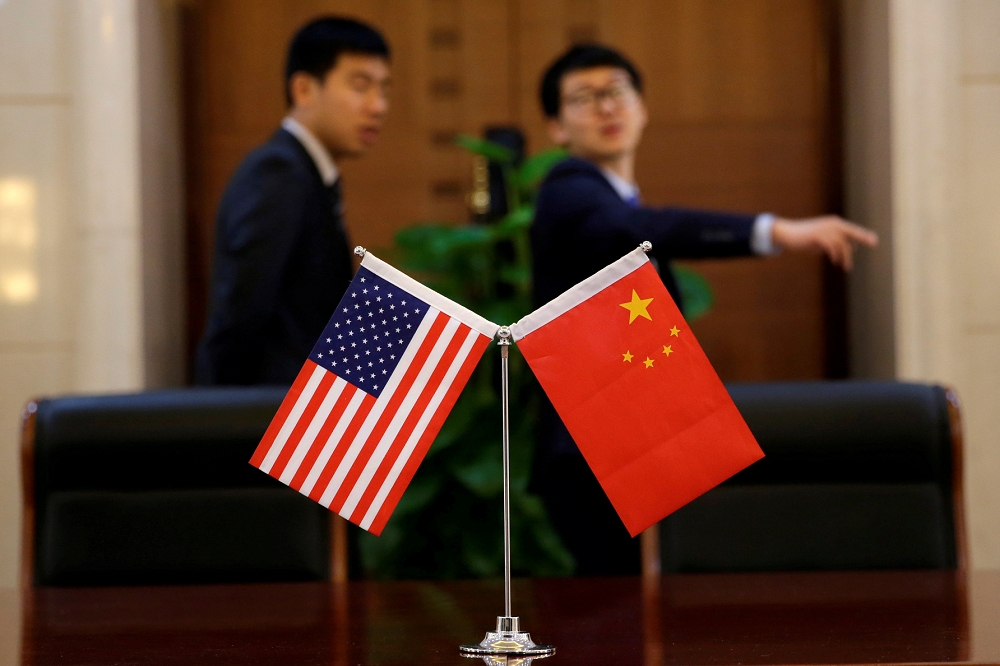 美國為中國購買民主，聽起來多少會感到奇怪，但這一對華政策確實是美國外交方略。（湯森路透）
