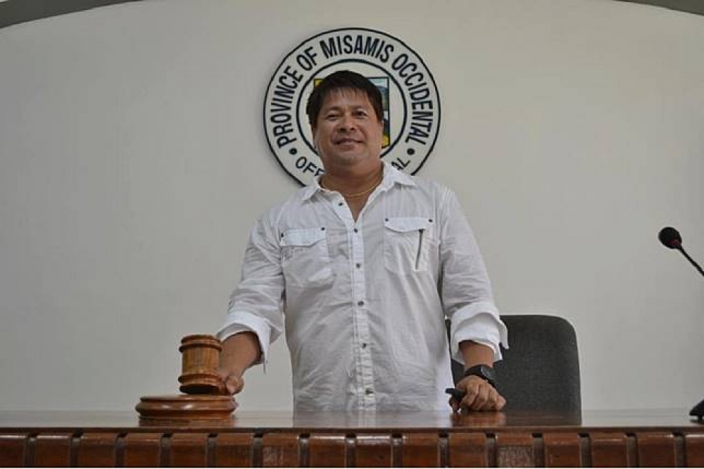 菲律賓南部地區OZAMIZ市現任市議員RICARDO OZAMIZ PAROJINOG在菲國販毒遭通緝，去年底搭船偷渡來台。（圖片取自RICARDO OZAMIZ PAROJINOG臉書）