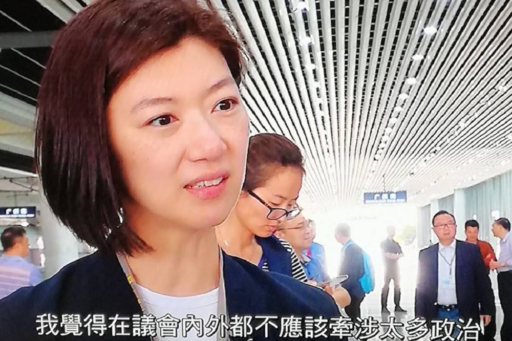 香港議員容海恩說：「我覺得議會內外都不應該牽涉太多政治」。（圖片擷取自網路）