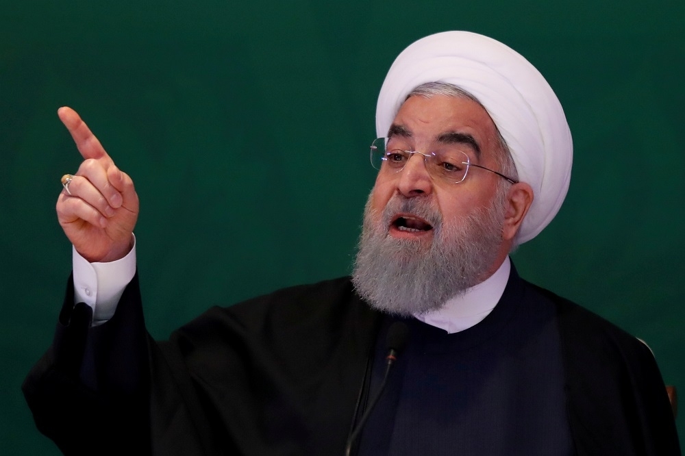 伊朗總統羅哈尼2月15日出席活動發表演說。（湯森路透）