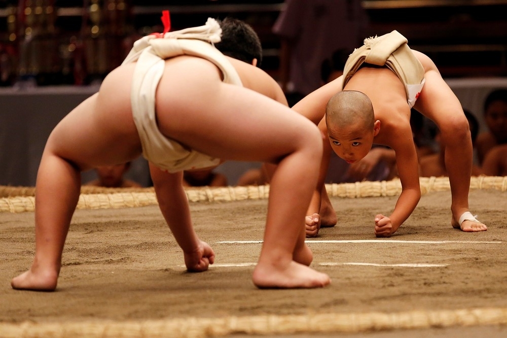 土俵被認為是相當神聖，所以一直都不允許讓女性踏入，即便到了21世紀，日本相撲協會依然嚴守這項傳統。（湯森路透）