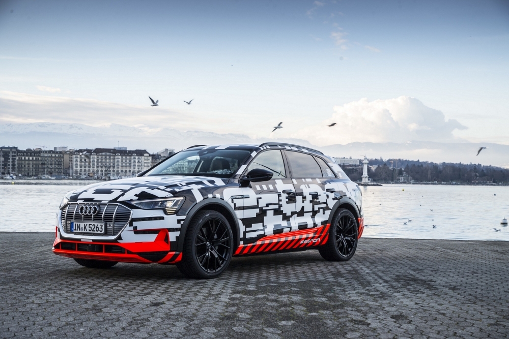 Audi首部純電SUV原型車預計今年下半年開始投入生產，2018年底於歐洲正式上市。(照片提供：Audi)