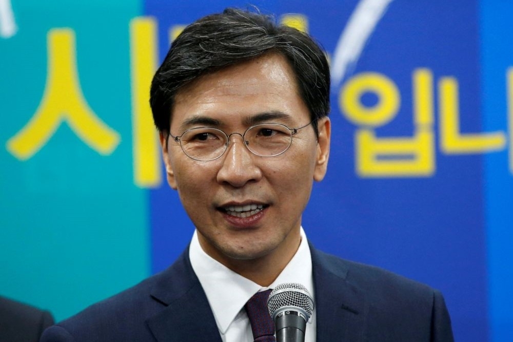南韓政治明星安熙正因性騷醜聞離開政壇。（湯森路透）