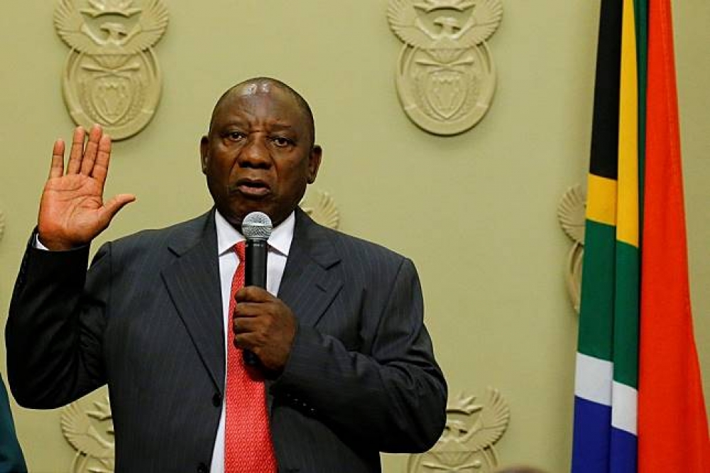 南非新總統拉馬福薩（Cyril Ramaphosa）15日向國會宣誓就職。（湯森路透）