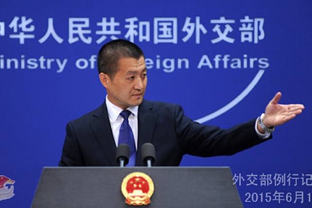 對於中國駐美公使李克新的「武力台灣」說，中國外交部發言人陸慷11日回應，北京將繼續堅持「和平統一，一國兩制」方針。（圖片取自中國外交部）