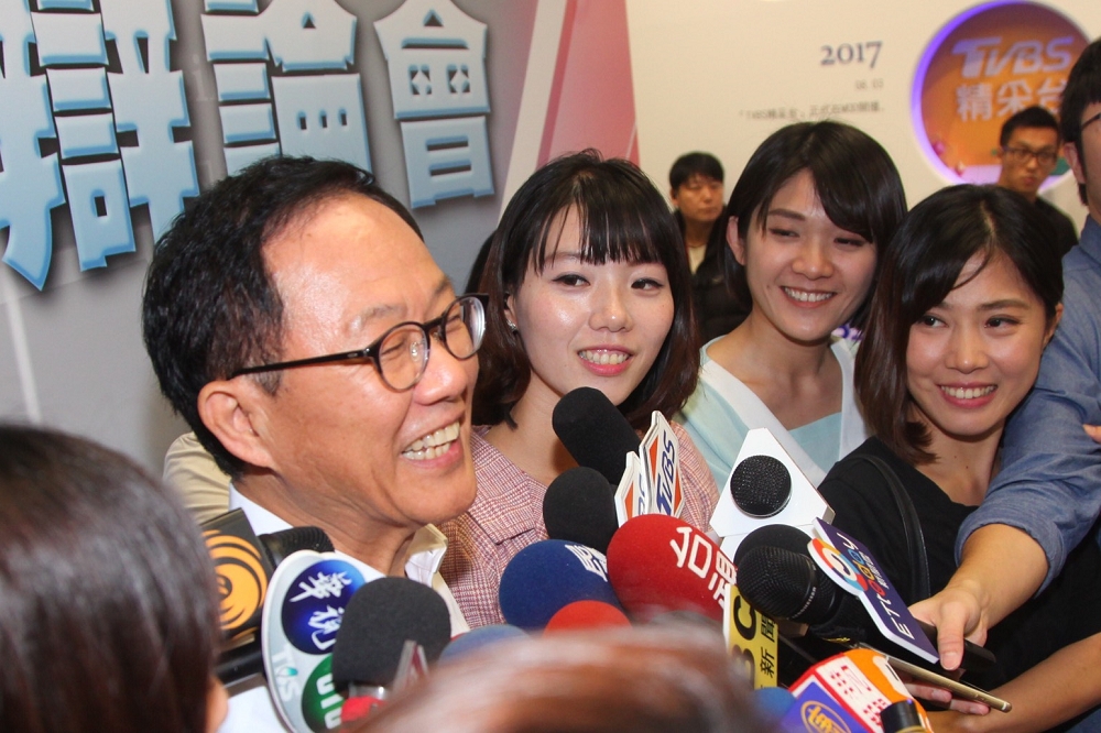 台北市長首場電視辯論會4日下午登場，獨缺柯文哲，但姚文智與丁守中火藥味濃厚。（攝影：張哲偉）