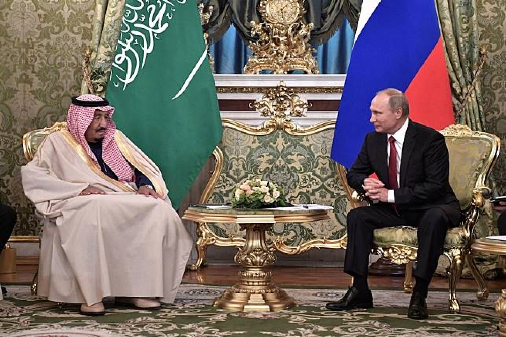 俄羅斯總統普京5日在克里姆林宮接見沙烏地阿拉伯國王沙爾曼。（湯森路透）