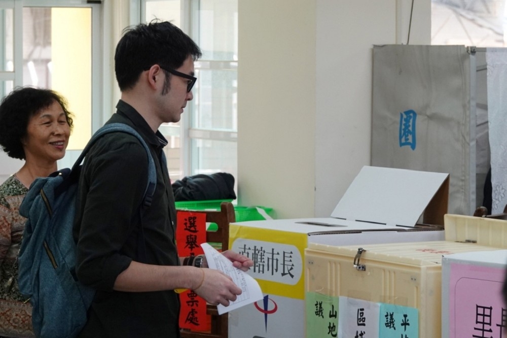 全國各地補選案例頻傳，位處台灣尾的屏東縣補選高達21次，多人因案被羈押，鋃鐺入獄，無疑是民主政治的一大諷刺。（攝影：羅佳蓉）