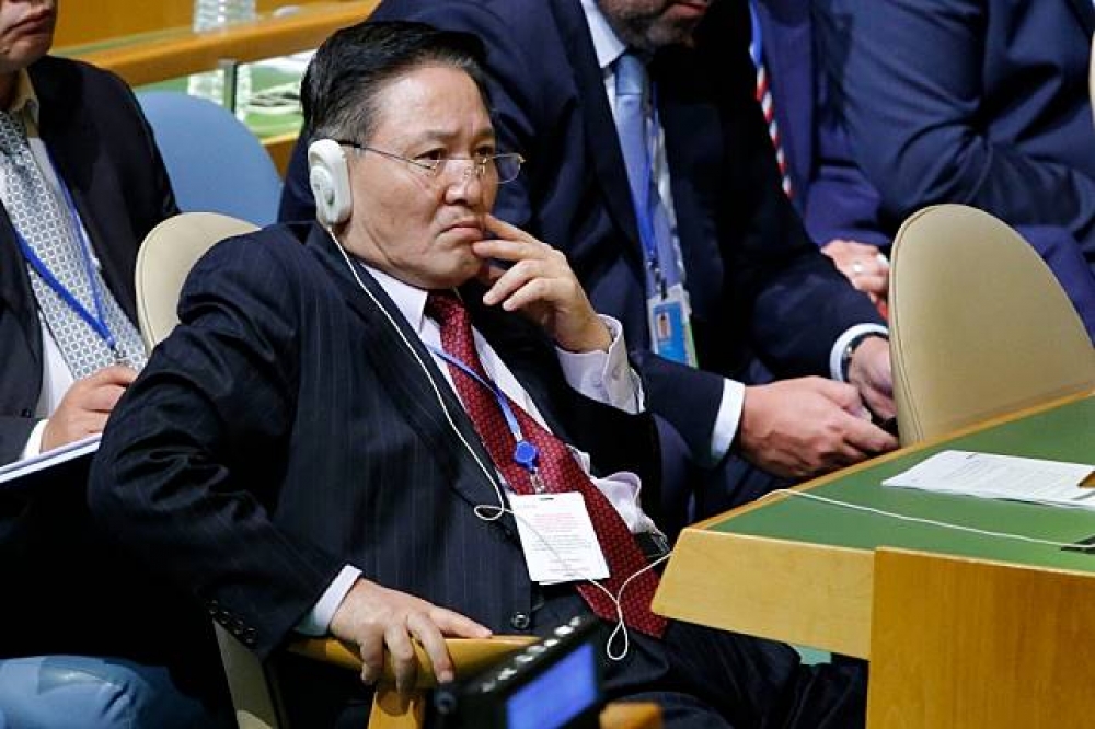 聯合國大會第七十二屆會期開始，朝鮮駐聯合國大使慈成男聽取他人演說。（湯森路透）