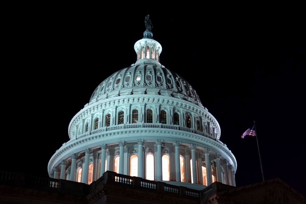 美國國會11日晚間決定臨時撥款，政府停擺危機暫時解除。（湯森路透）