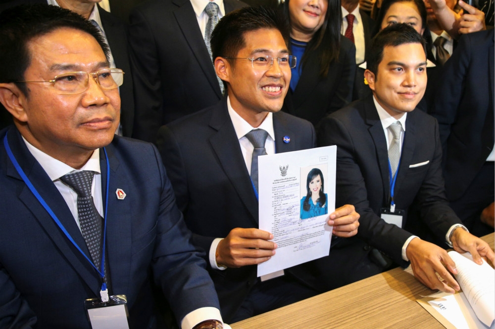 提名烏汶叻公主出馬競選的泰愛國黨，在被國王禁止後、如今更面臨遭解散的危機。（湯森路透）