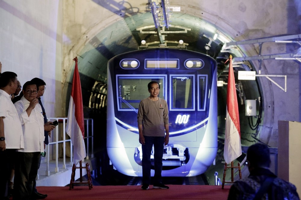 印尼總統佐科威出席雅加達捷運通車典禮。（美聯社）