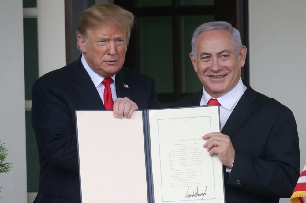 川普簽署命令正式承認以色列擁戈蘭高地主權。（湯森路透）