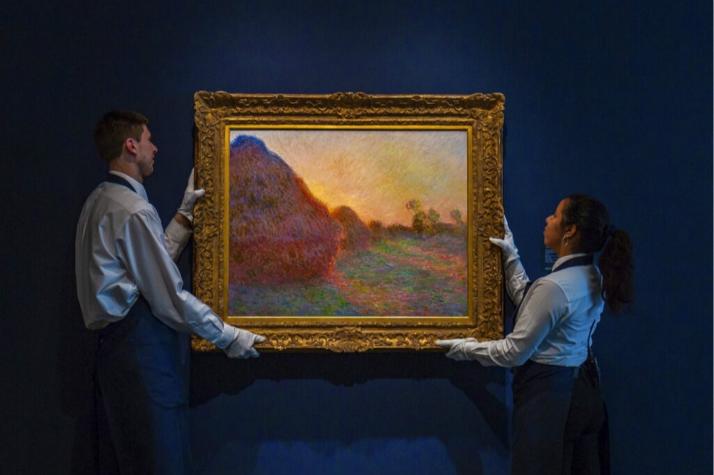 印象派大師莫內畫作「Meules」15日於紐約進行拍賣。（美聯社）