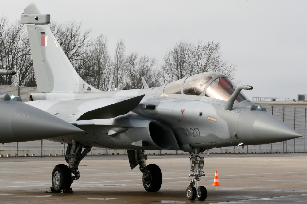 今年2月在法國交付的首架卡達空軍疾風戰機。（湯森路透）