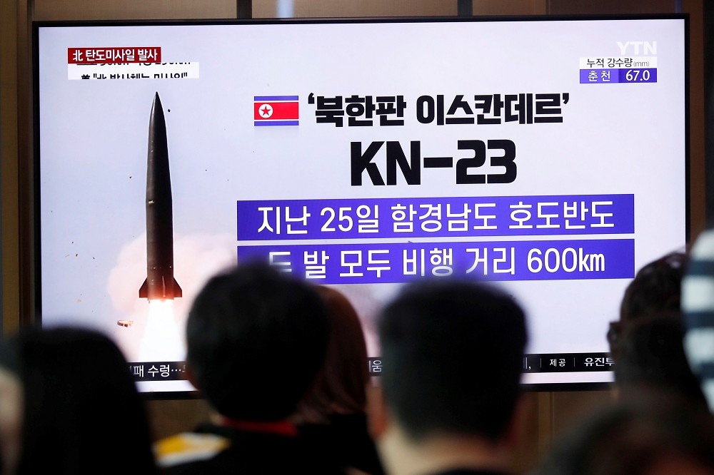不滿美韓聯合軍演，北韓6日清晨再度發射2枚彈道飛彈。（湯森路透）