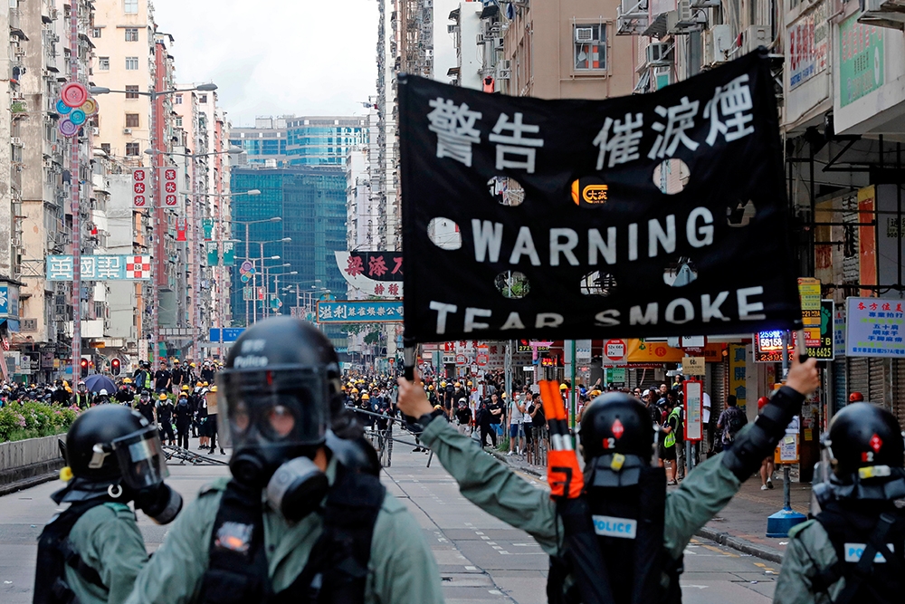 香港「反送中」示威持續2個月，開始影響經濟。（湯森路透）