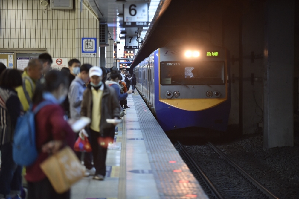 因應國慶假期台鐵將加開205班列車，東部輸運北宜100元、北花200元優惠票價。（資料照片／李智為攝）