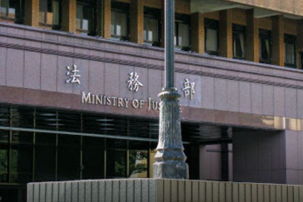日前一名台灣籍男子到香港搶劫後同日返台，12日台中地檢署以加重強盜罪，向台中地院聲請羈押獲准，並將之逮捕。（取自google map）