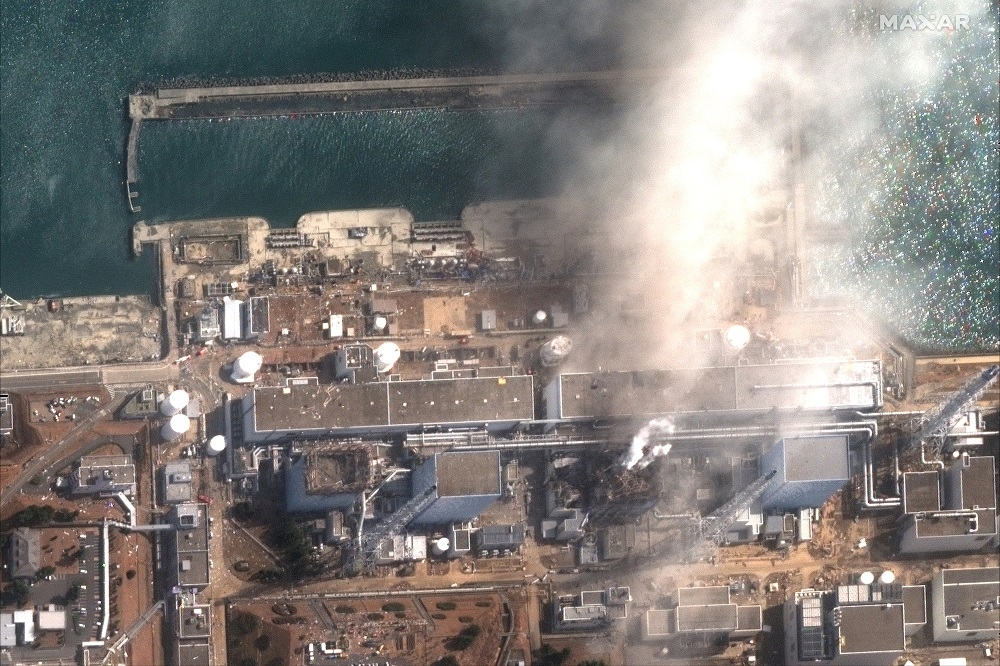 日本福島第一核電廠（Fukushima Daiichi nuclear power plant）2011年遭海嘯襲擊。（湯森路透）