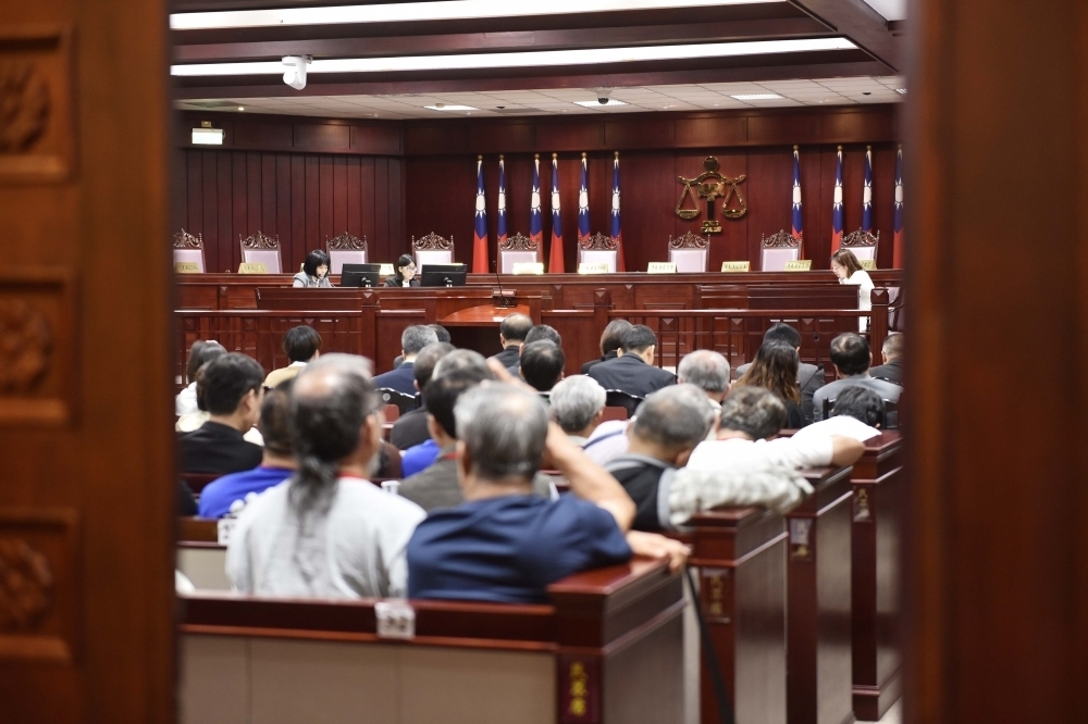 台灣陪審團協會16日針對司法院推動的「國民法官草案」再度呼籲，應正視民間聲音，以「陪審團」制度替代「參審」。（資料照片／李智為攝）
