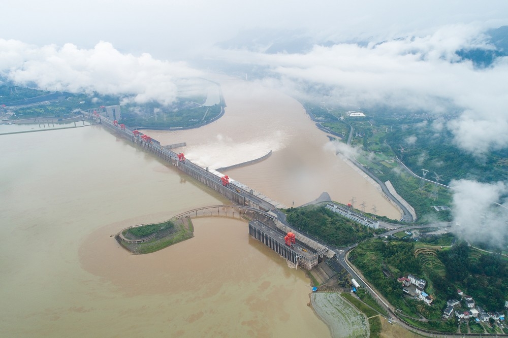 中國官媒《新華社》表示，三峽大壩有位移、滲流、變形等情形。（湯森路透）