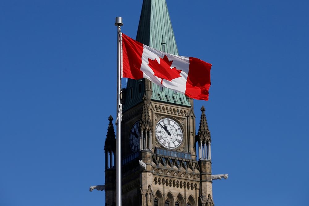 渥太華飄揚的加拿大國旗。（湯森路透）