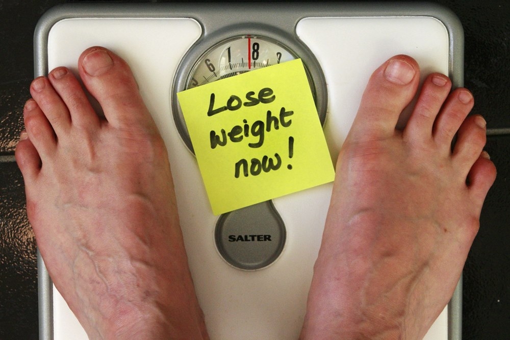 （取自 2009 © Alan Cleaver, Lose weight now @ Flickr, CC BY-SA 2.0.）