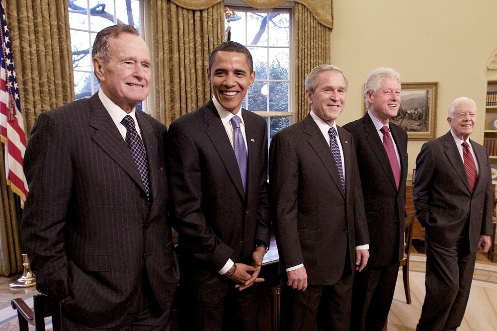 卡特（圖右）以來六任美國總統對台灣的友好程度不一。（湯森路透）