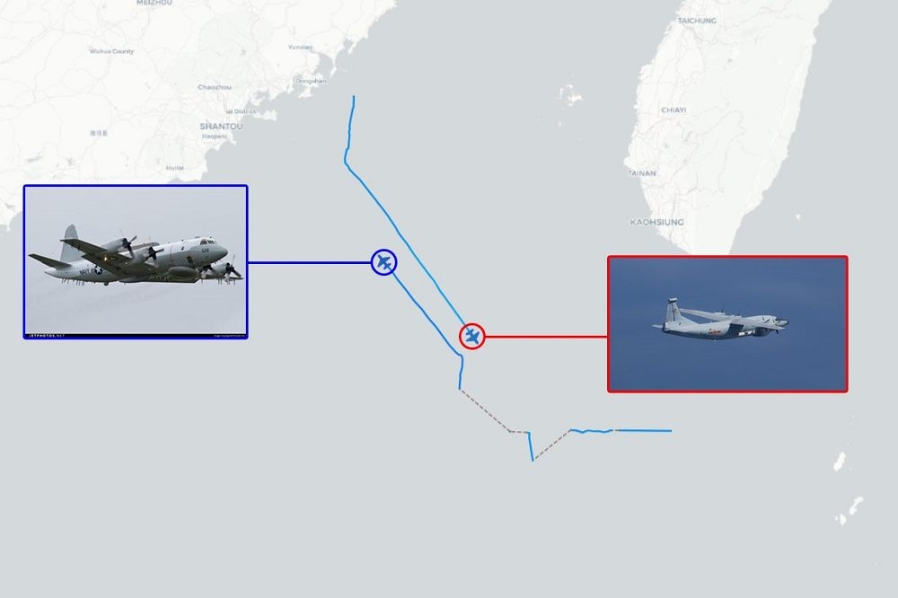 推特粉專「飛機據點」（Aircraft Spots）26日上午貼文指出，1架美國海軍EP-3E白羊偵察機（藍框）與1架中共運-8G「高新三號」遠程電子干擾機（紅框），在台灣西南空域交錯而過。（取自Aircraft Spots推特）