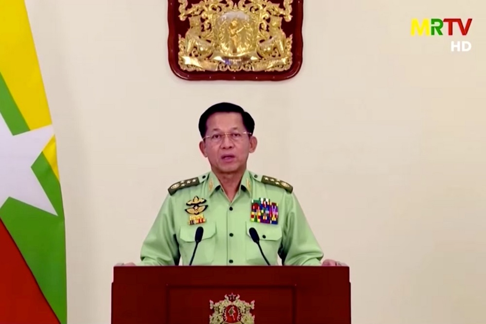 陸軍總司令敏昂萊發表電視演說。（湯森路透）