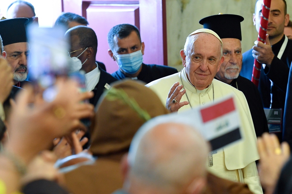 天主教教宗方濟各訪問伊拉克，為當地民眾祈福。（湯森路透）