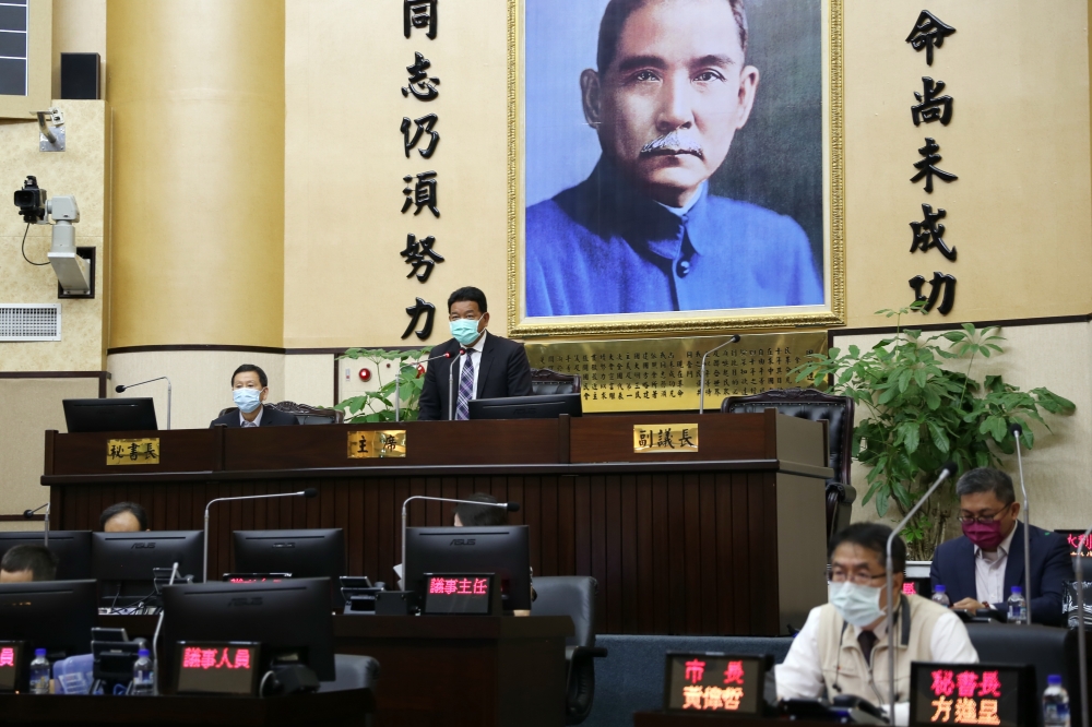 全國三級警戒延長至6月14日，臺南市議會議長郭信良26日表示，第五次定期會將順延至警戒等級調降後再接續召開。 （台南市議會提供）