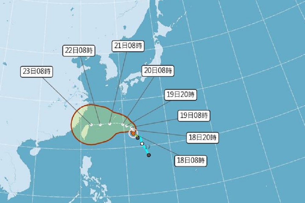 輕度颱風「烟花」18日清晨形成，強度有增強的趨勢，恐直撲台灣。（取自中央氣象局）