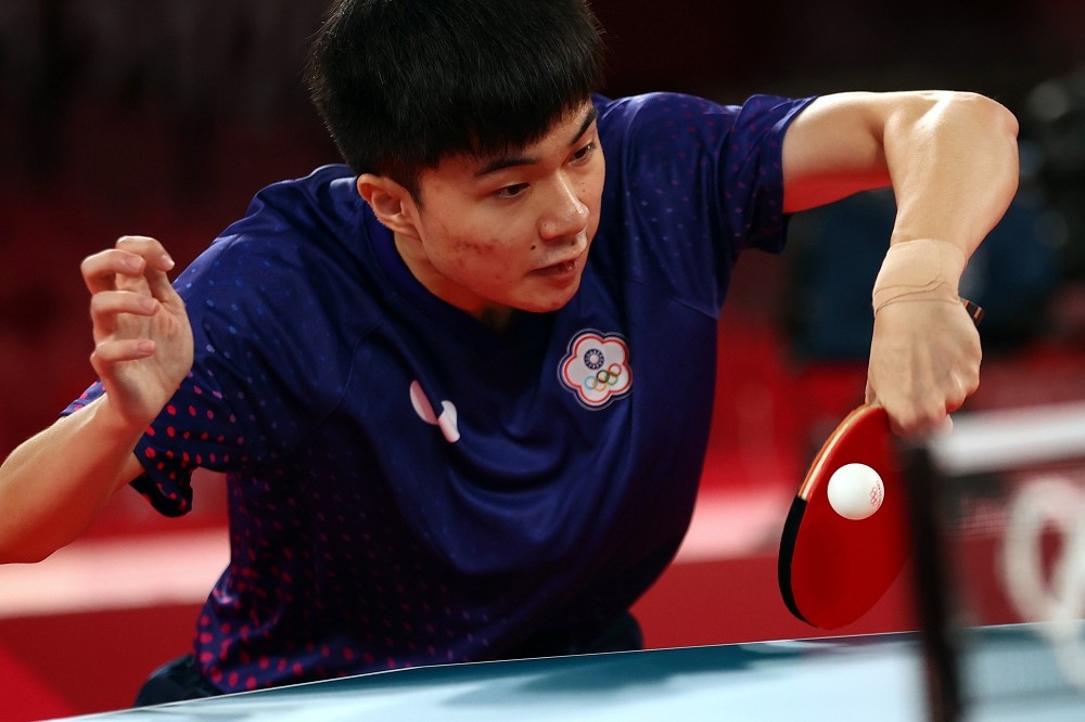 台灣桌球新星林昀儒28日以直落4的成績晉級4強，他將在29日準決賽上強碰中國選手樊振東。（湯森路透）